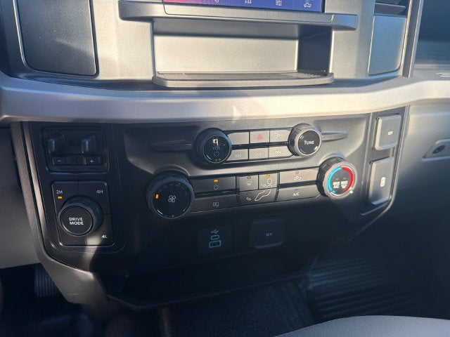 2027 Ford F-350SD XL DRW