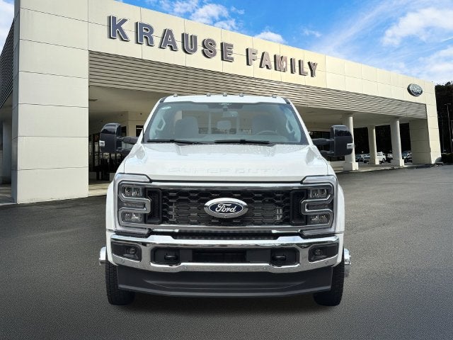 2027 Ford F-450SD Lariat DRW