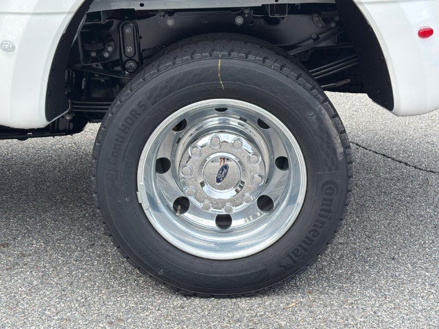 2027 Ford F-450SD Lariat DRW