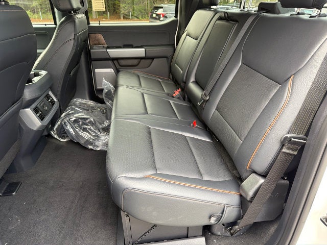 2027 Ford F-450SD Lariat DRW