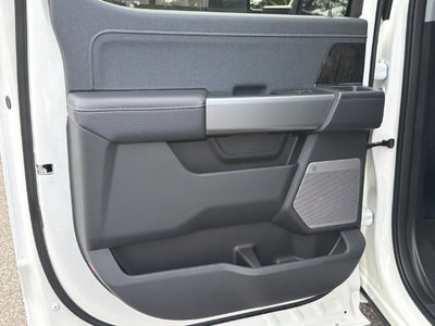 2027 Ford F-450SD Lariat DRW