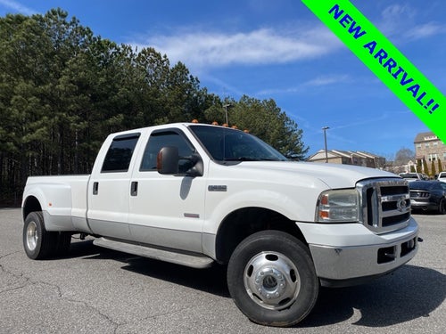 2005 Ford F-350SD Lariat DRW