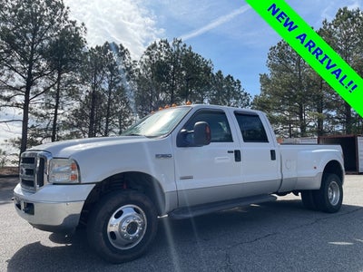 2005 Ford F-350SD Lariat DRW