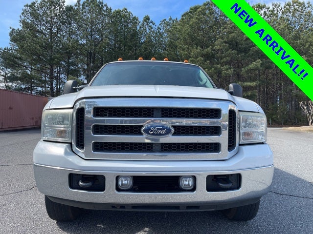 2005 Ford F-350SD Lariat DRW