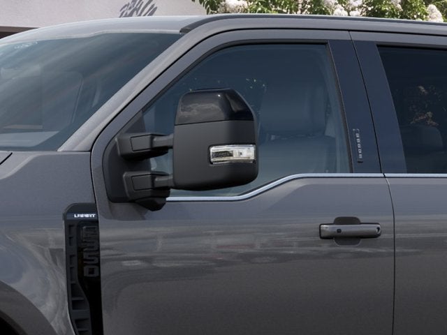 2027 Ford F-350SD Lariat