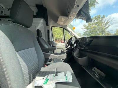 2022 Ford Transit-250 Base