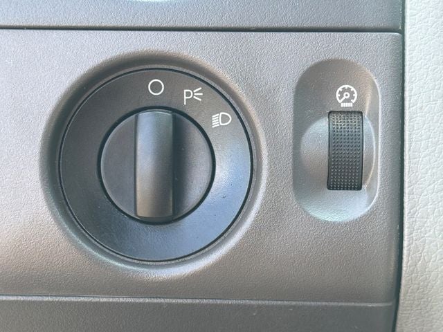 2005 Ford F-150 Base